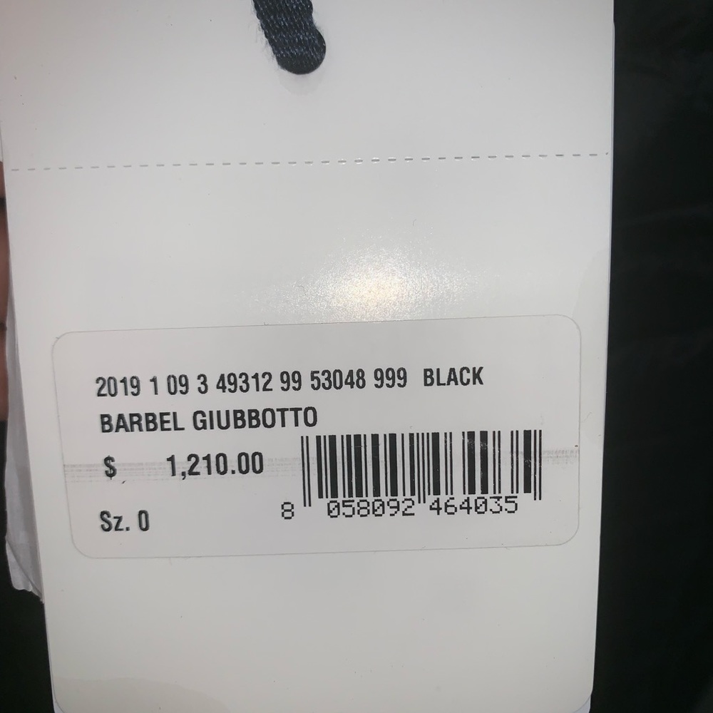 Authentic Moncler - Picture 5 of 7